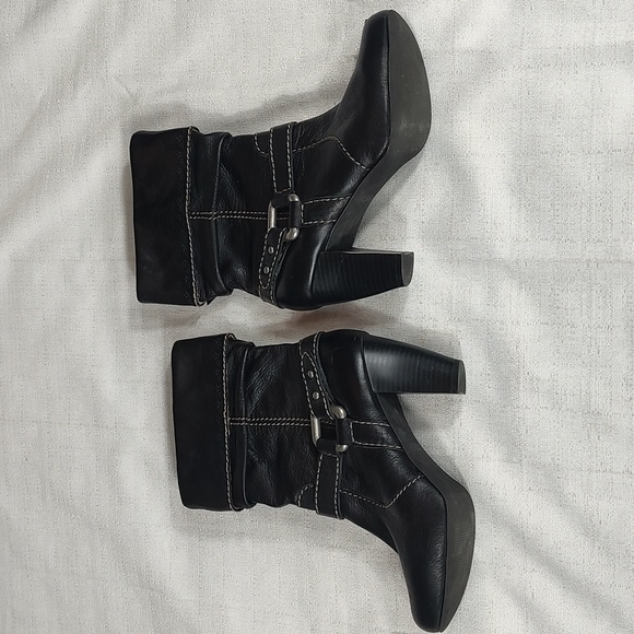 Fossil Leather Ankle Slouchy Boots Fold Heeled Booties Side Zip Womens Size 7.5 - Picture 9 of 11